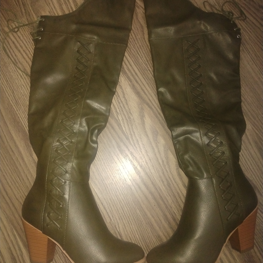 Journee Collection Over Knee Boots sz 12 ***New***